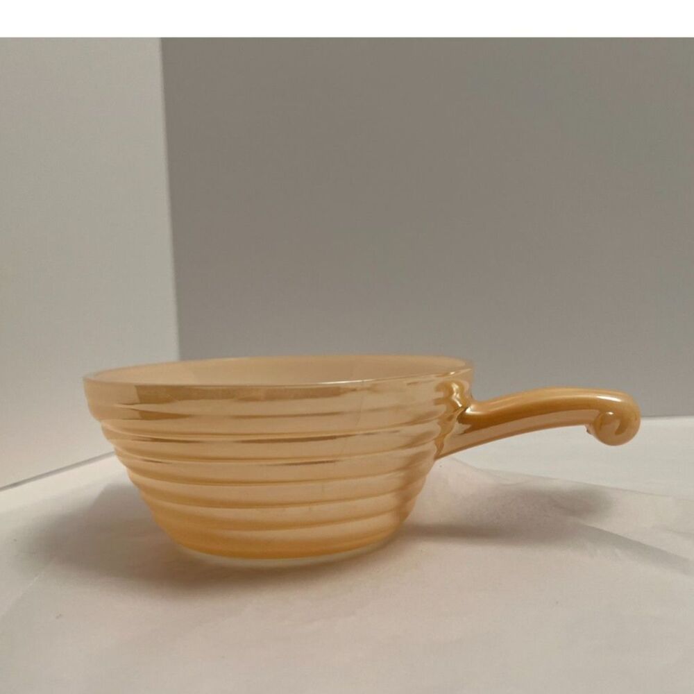 VTG Fire King Peach Luster Beehive Soup Bowl circa 1951-1961 GUC